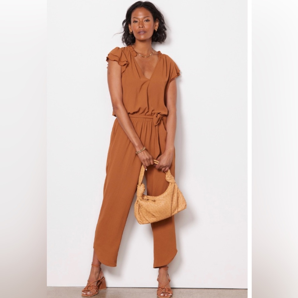 Evereve Sierra jumpsuit